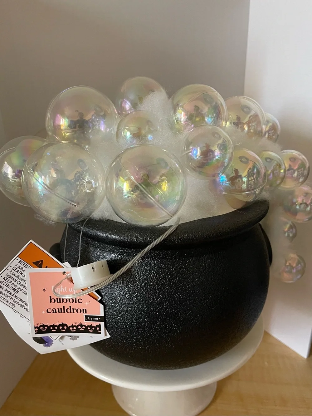 Viral Dollar General Light up Halloween Bubble Cauldron - NWT **